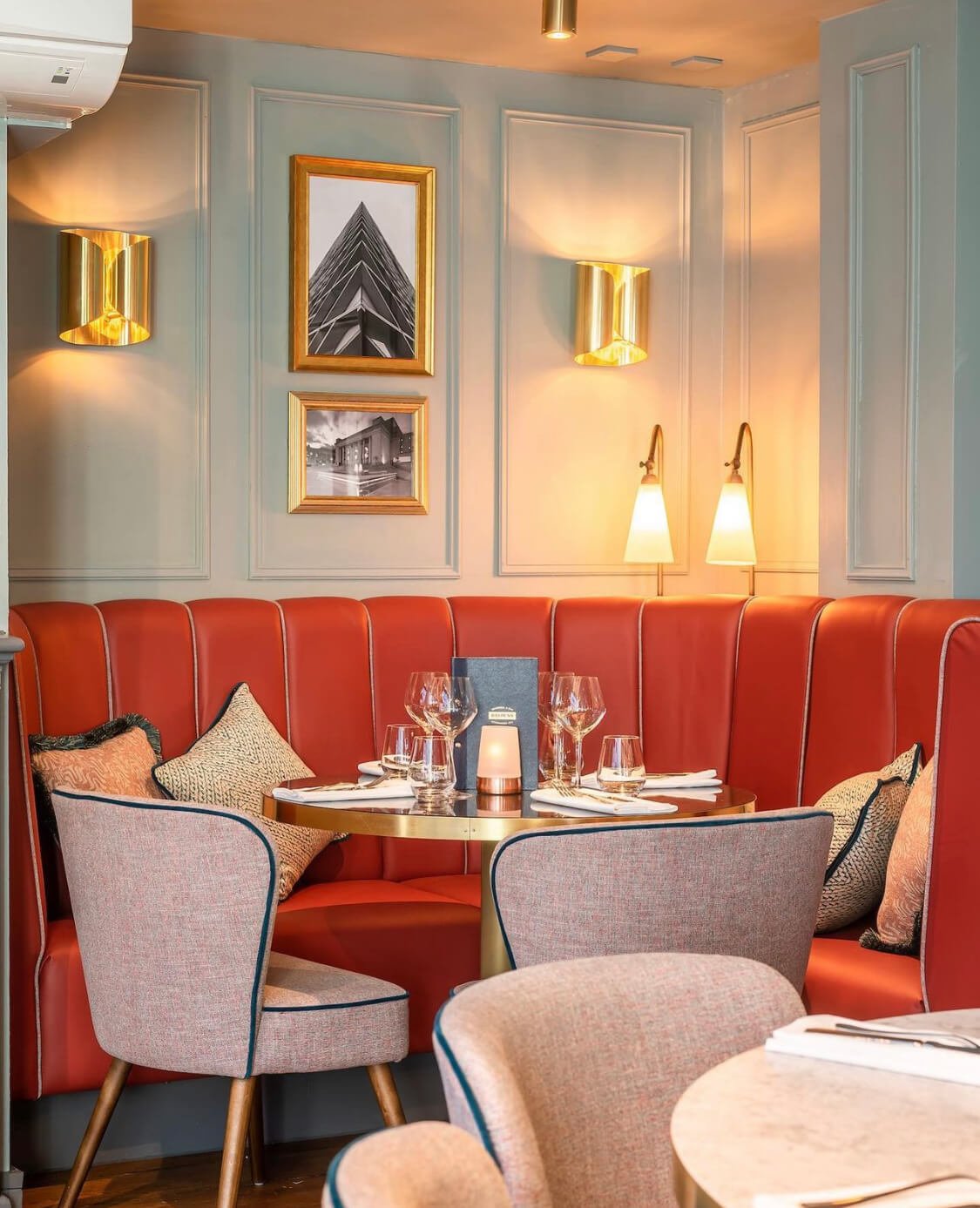 browns-brasserie-bar-seating-1-covent-garden-london